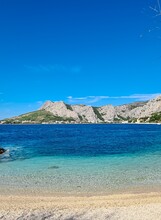 Plaža Brzet, Omiš