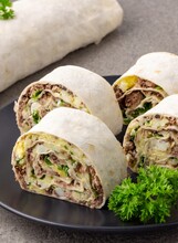Tortilja s tunom i povrćem