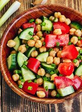 Salata sa slanutkom