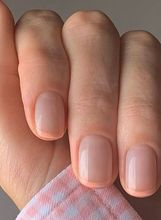 Peach fuzz nokti