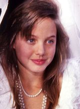 Angelina Jolie na Oscarima 1986.