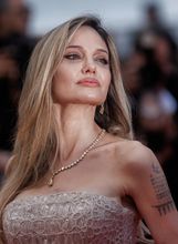 Angelina Jolie rođena je u horoskopskom znaku blizanca