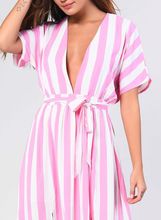 Prugaste haljine omiljeni su komad posljednjih nekoliko sezona