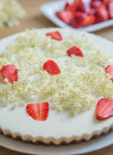 Cheesecake sa sirupom od bazge