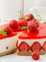 Torta Jagodica Bobica