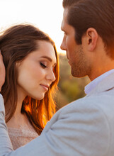 Close,Up,Portrait,Of,A,Beautiful,Married,Couple,At,The