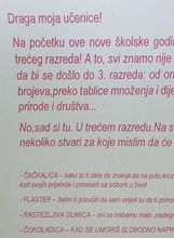 Učiteljica jedne osnovne škole u Rijeci poklonila je svojim đacima pismo i mali dar