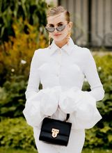 Xenia Adonts u kreaciji Daniela Roseberryja za Schiaparelli