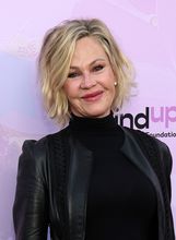 Melanie Griffith na gala večeri dobrotvorne organizacije