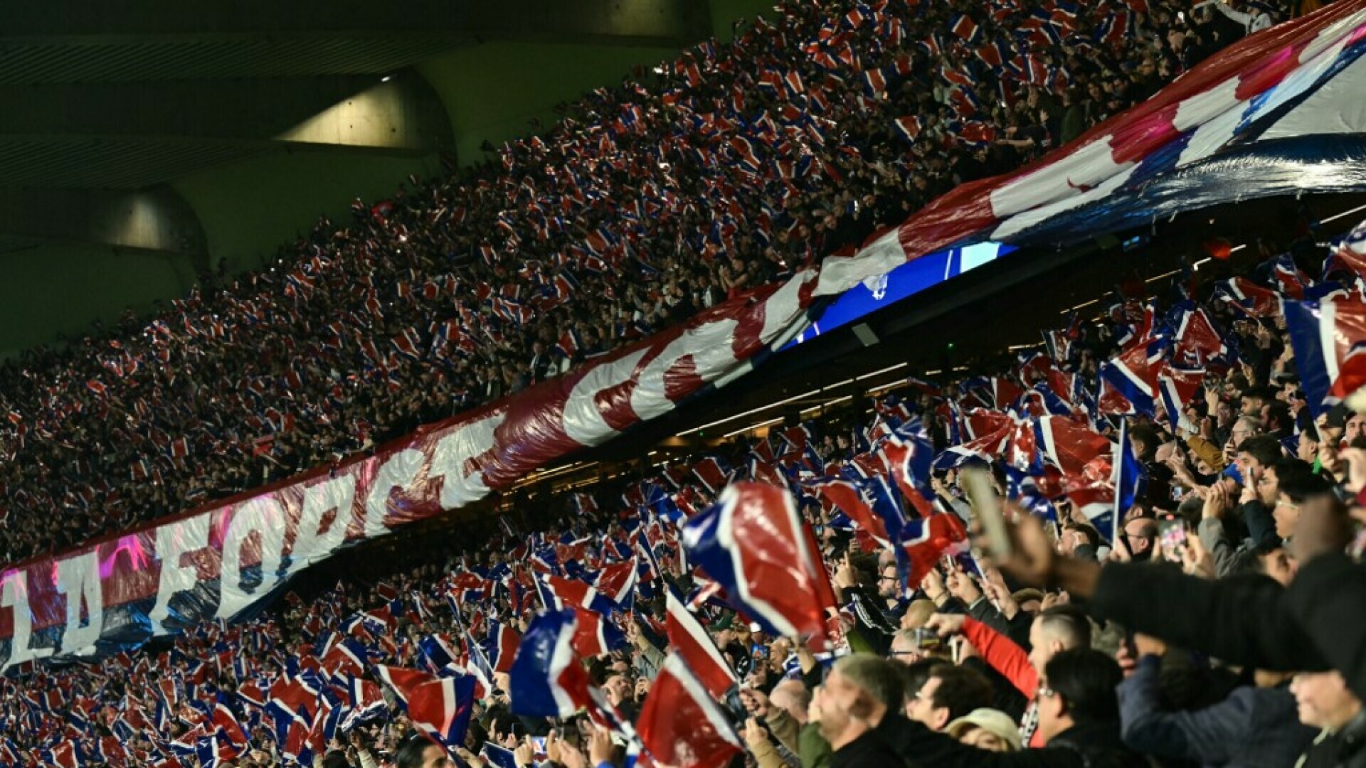 Video Uoči Utakmice Psg - Barcelona Sve Je Stalo: Mnogima Najveći 