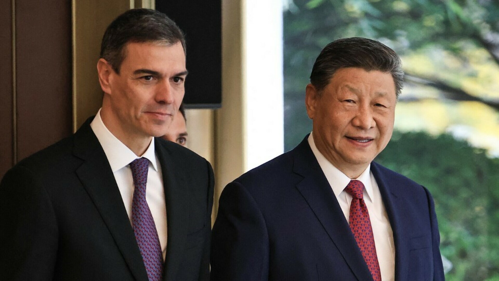 China Forms Coalition Against U.S.: Diplomats on High Alert