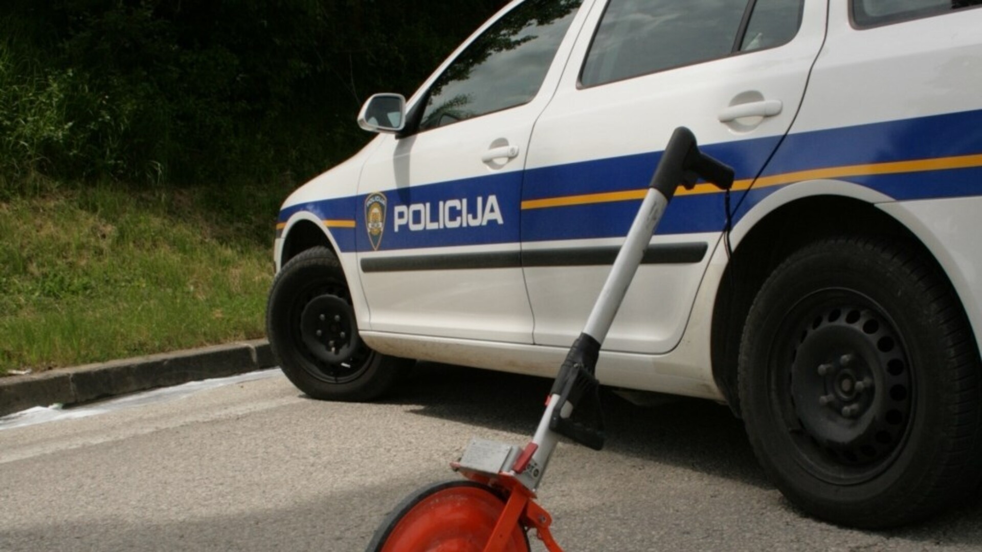 Ostavio u Medulinu teretno vozilo na nizbrdici bez povlačenja ručne, teško je ozlijeđen