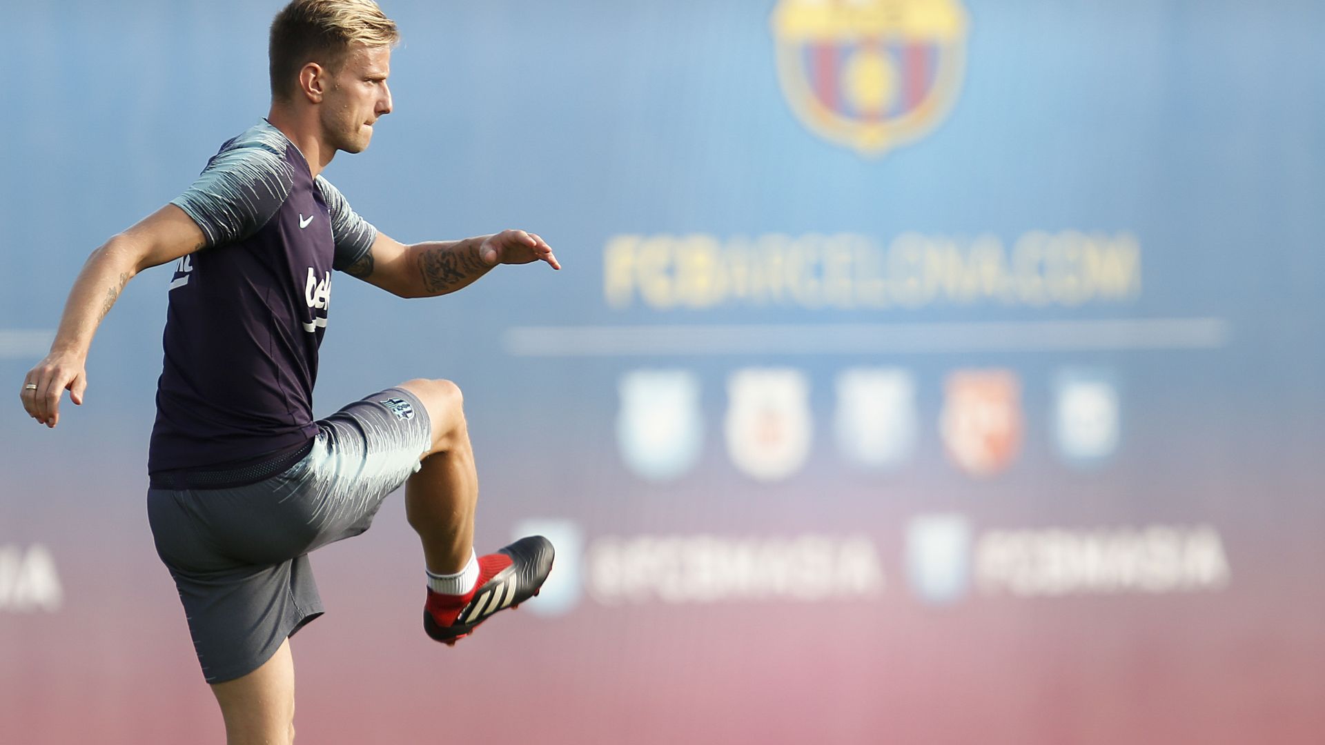 Ivan Rakitić oduševio navijače Barcelone svojom izjavom nakon teško ...