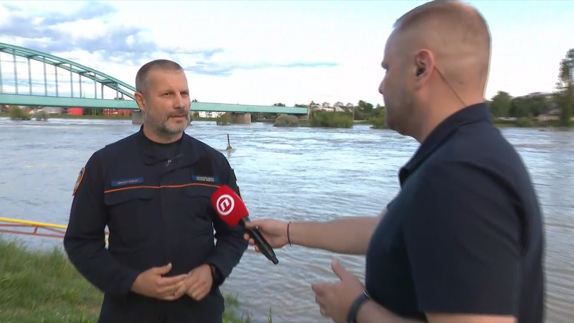 Kako Se Za Tititi U Kriznim Situacijama Bitno Je Da Gra Ani Budu Svjesni Situacije I Opasnosti