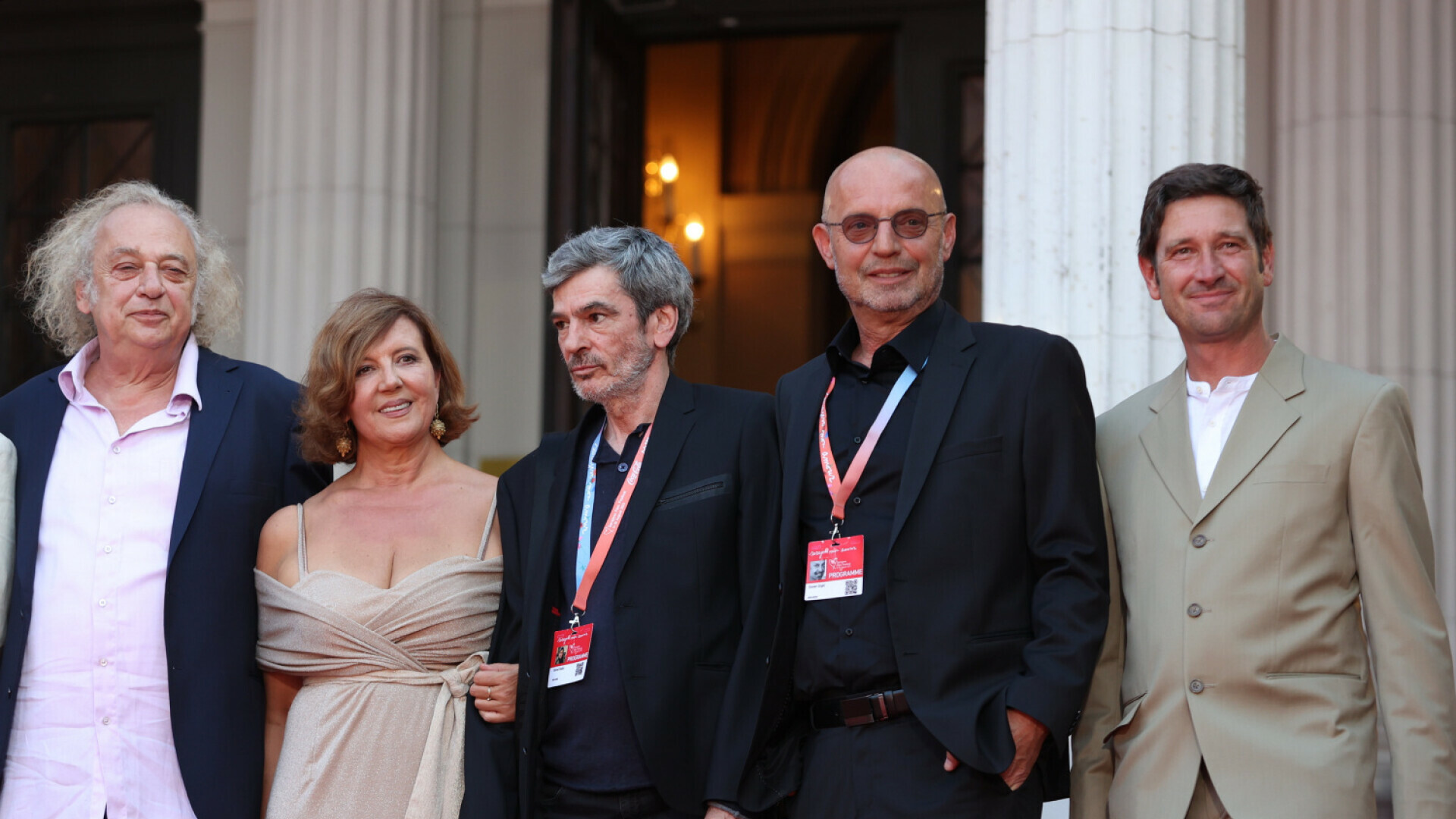 Omiljeni Faruk nakon teškog razdoblja snimljen u javnosti, a za ovaj je ...