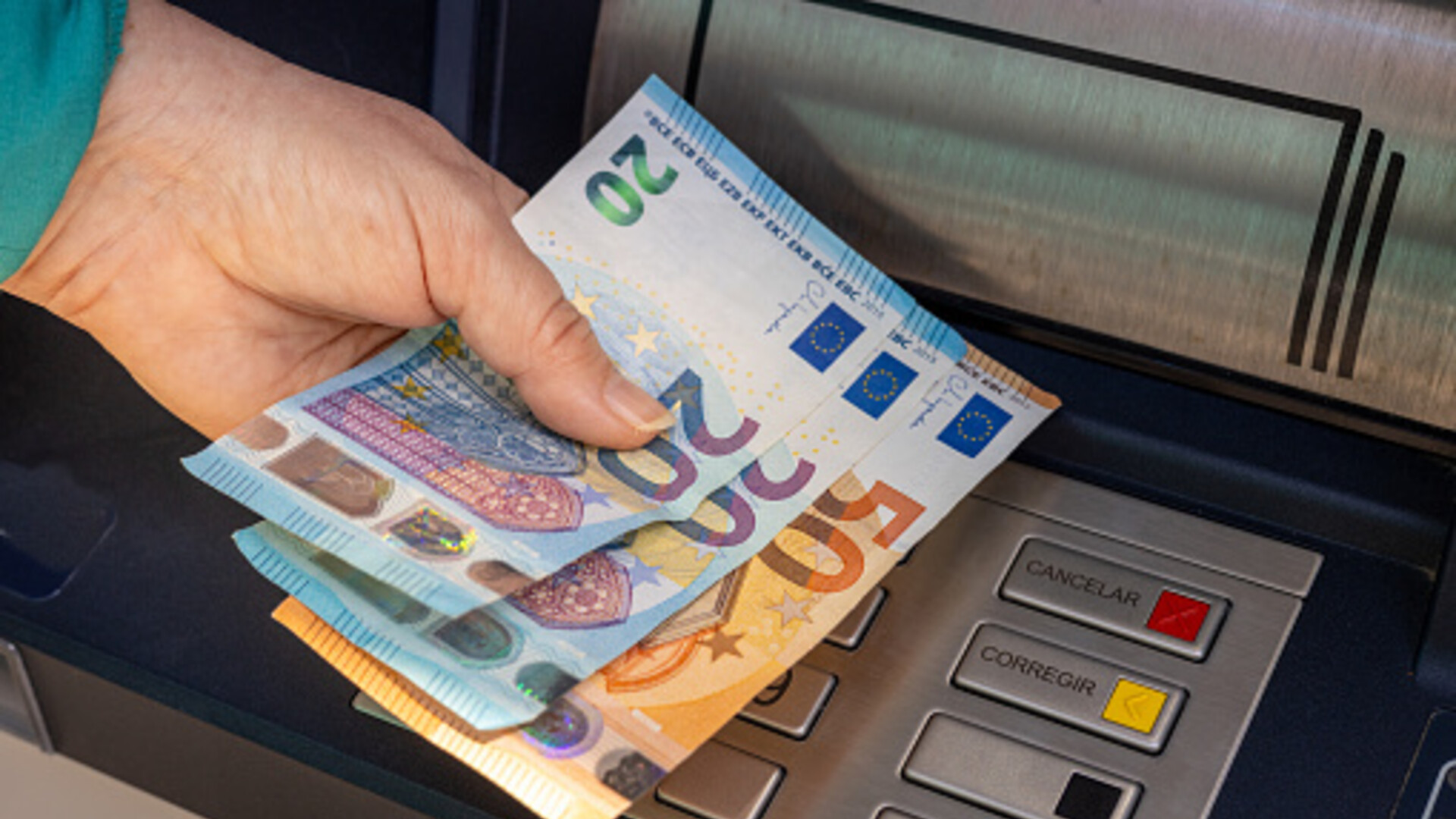 Dobra vijest za više od milijun građana: Provjerite račune, danas sjeda ...