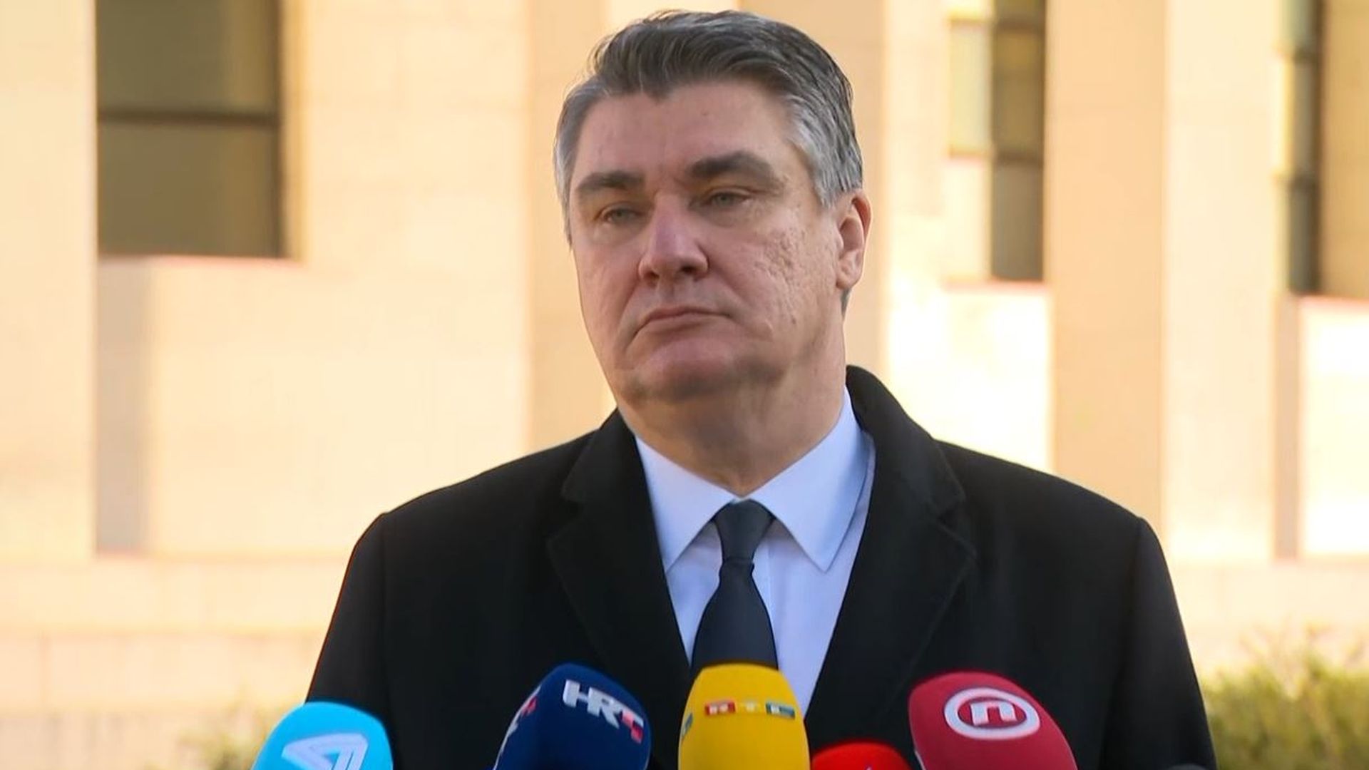 Milanović ne da vojnicima u Ukrajinu, vlast optužio za korupciju: "Ako je pola toga istina, to je razlog za pad Vlade"