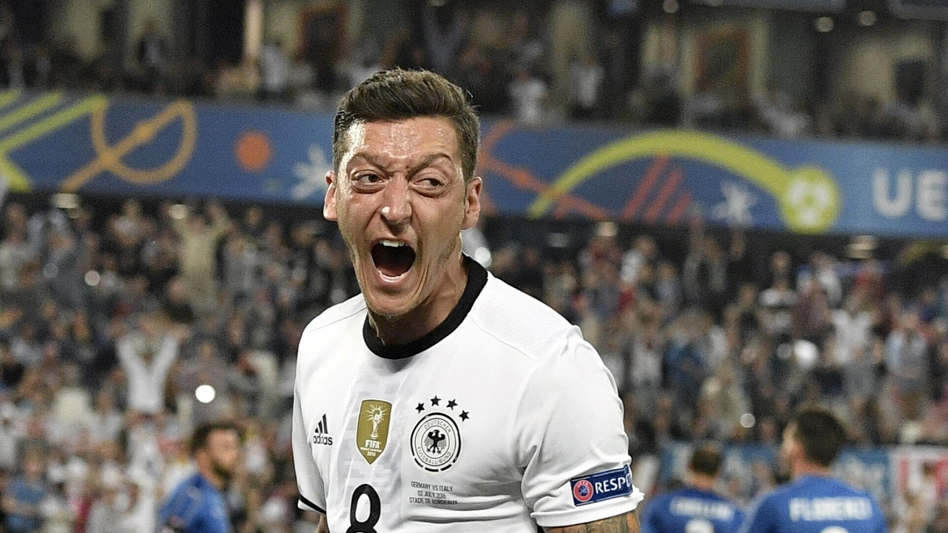 Ozil на стадионе