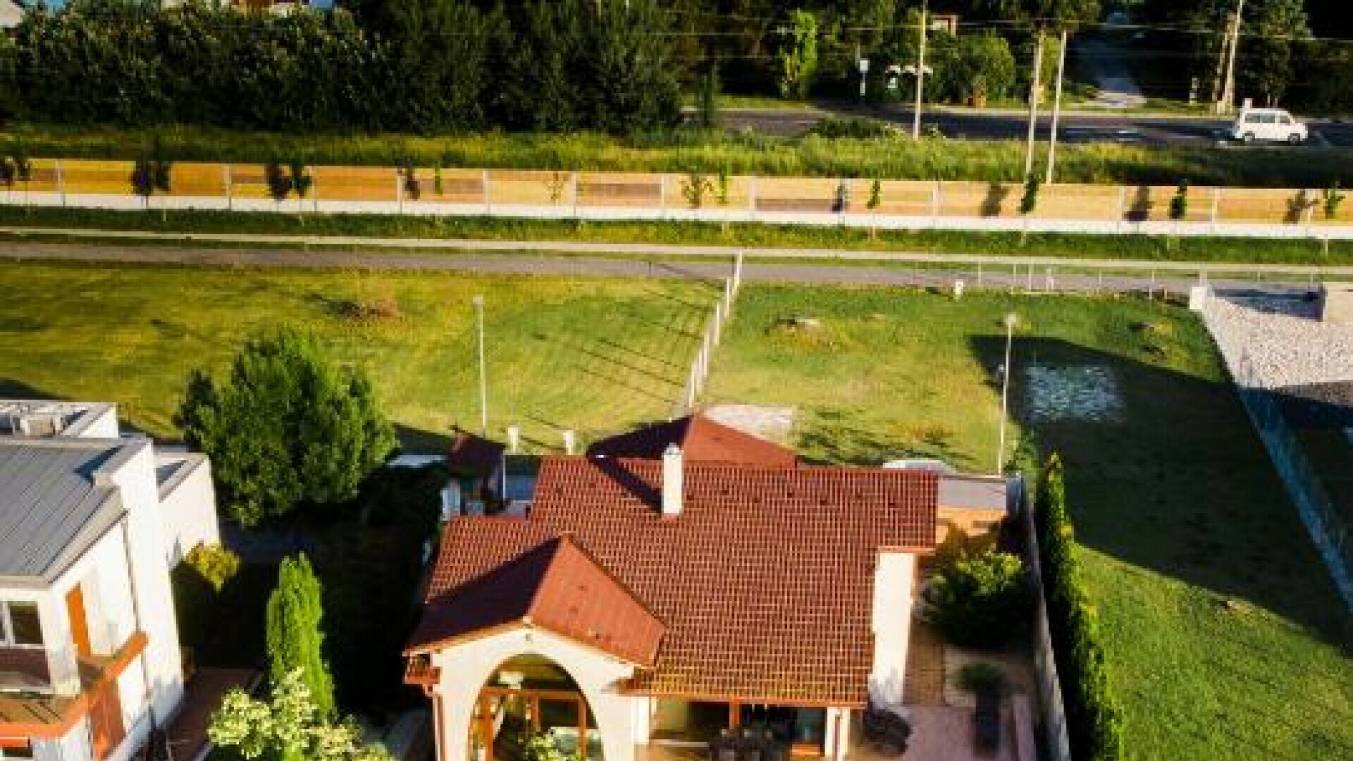 Istražujemo susjedstvo Kuća na Balatonu koja ima sve za pravi odmor na 2 sata od Zagreba