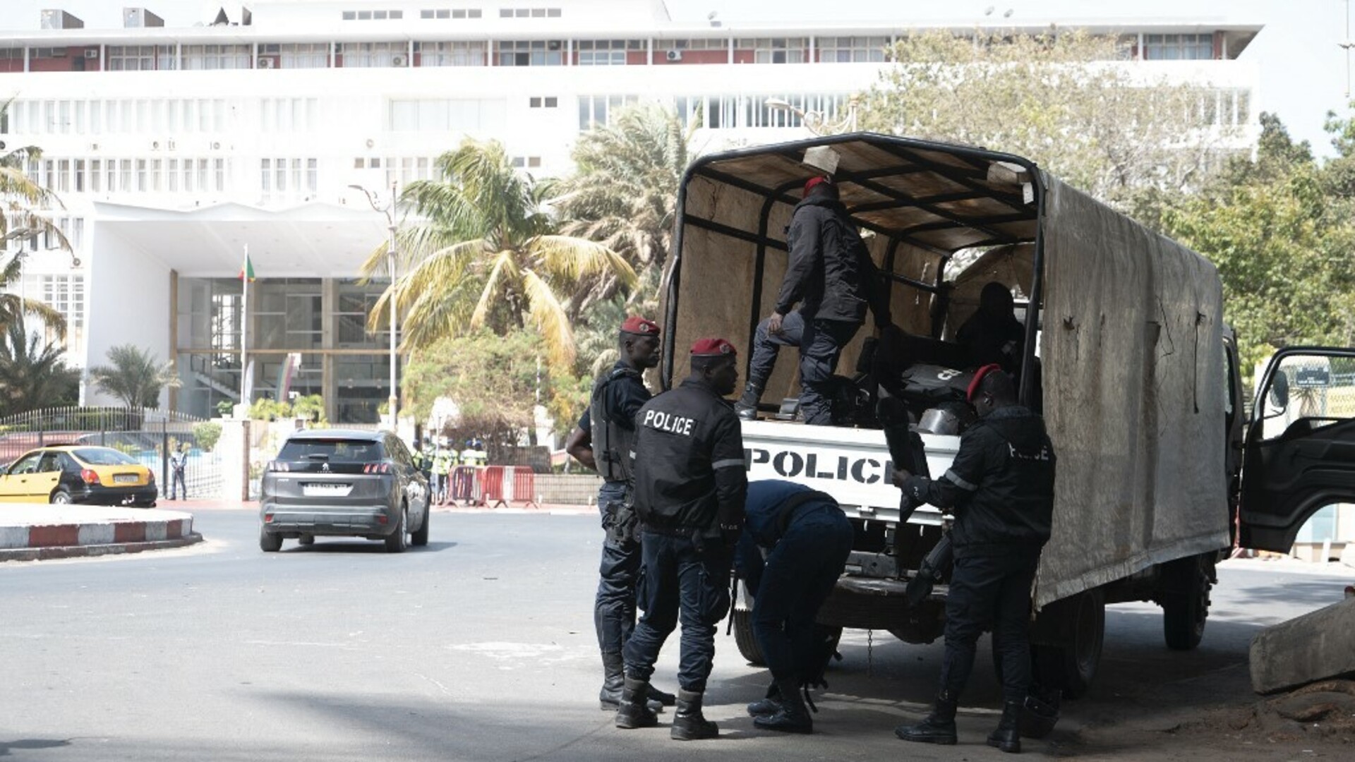 Uhićeni članovi pedofilske bande! "Dječake su prisiljavali na spolne odnose s HIV pozitivnim muškarcima. Sve su snimali"