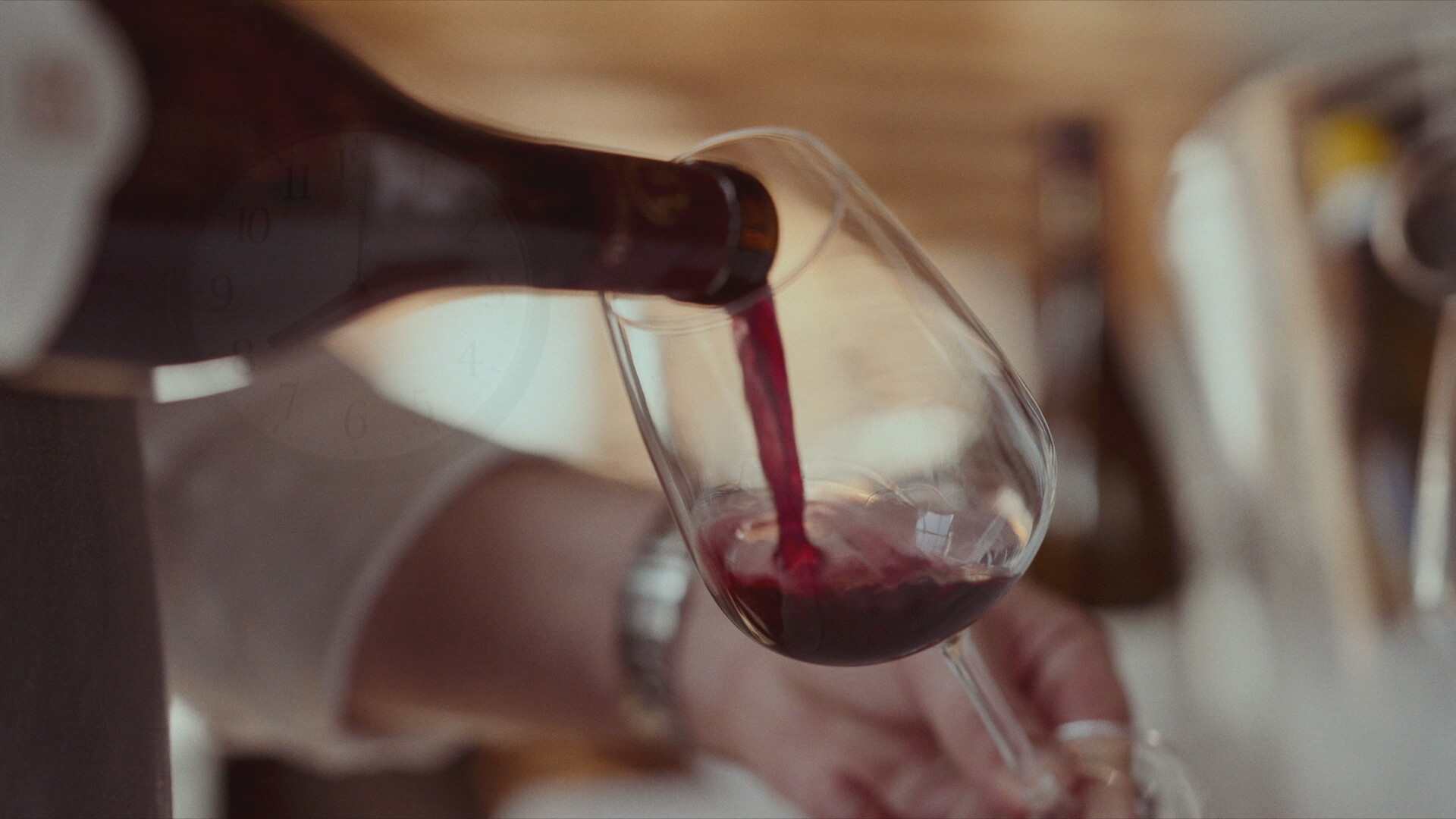 Što se zapravo događa s mozgom nakon već samo nekoliko pića mjesečno?