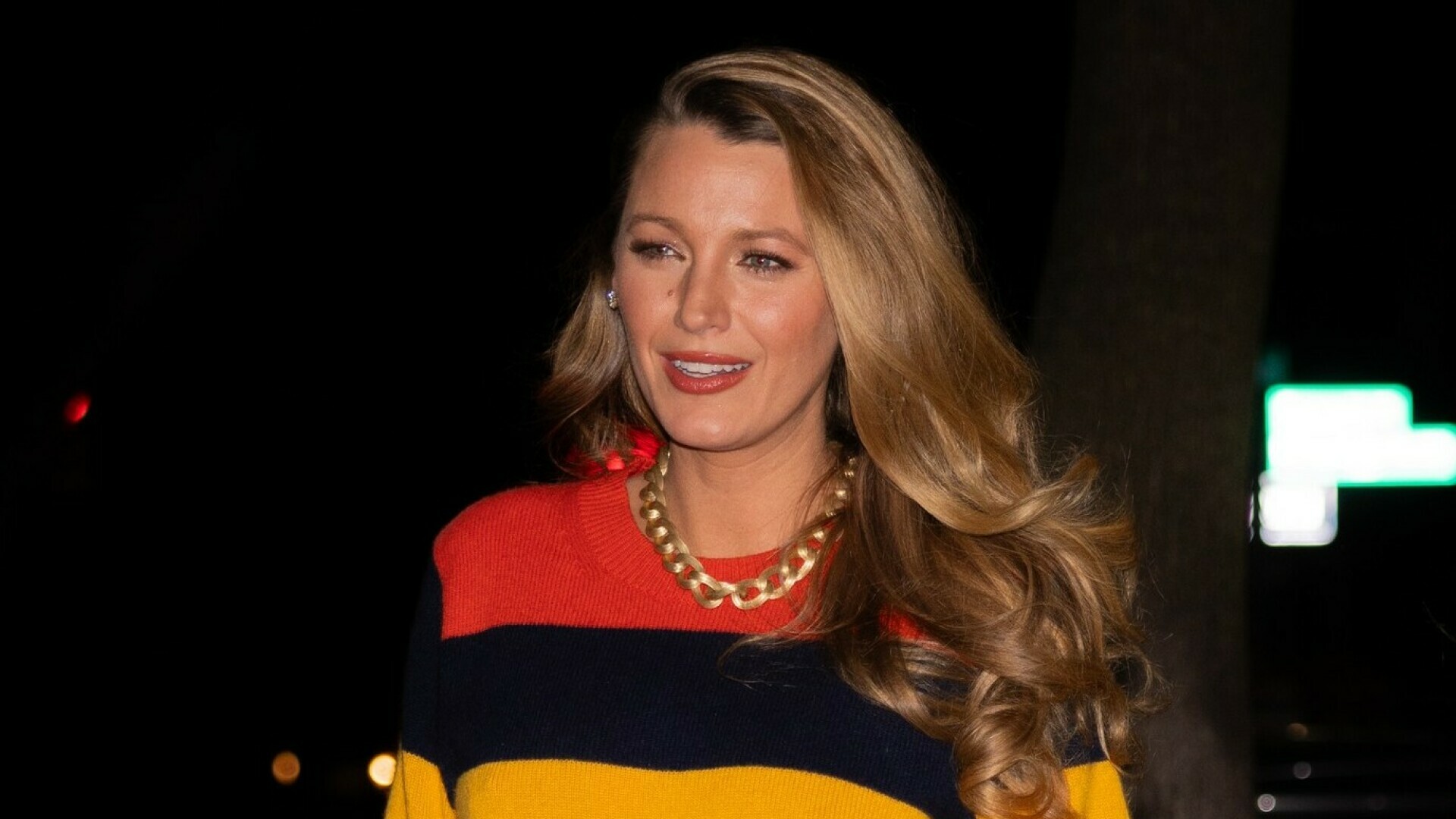 Platforme S Vrtoglavim Potpeticama Od 14 Centimetara Koje Blake Lively ...