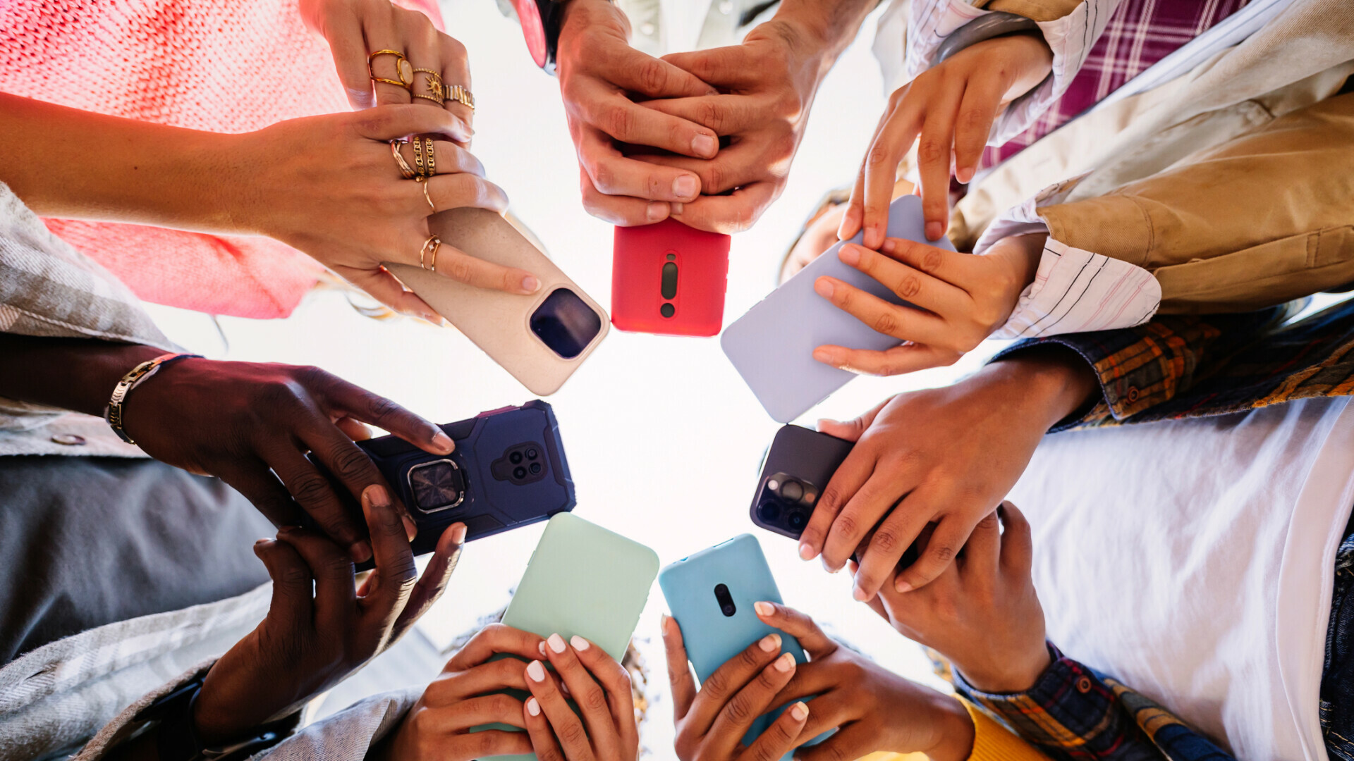 Kupujete novi smartphone? Ovo je 10 najiščekivanijih telefona godine