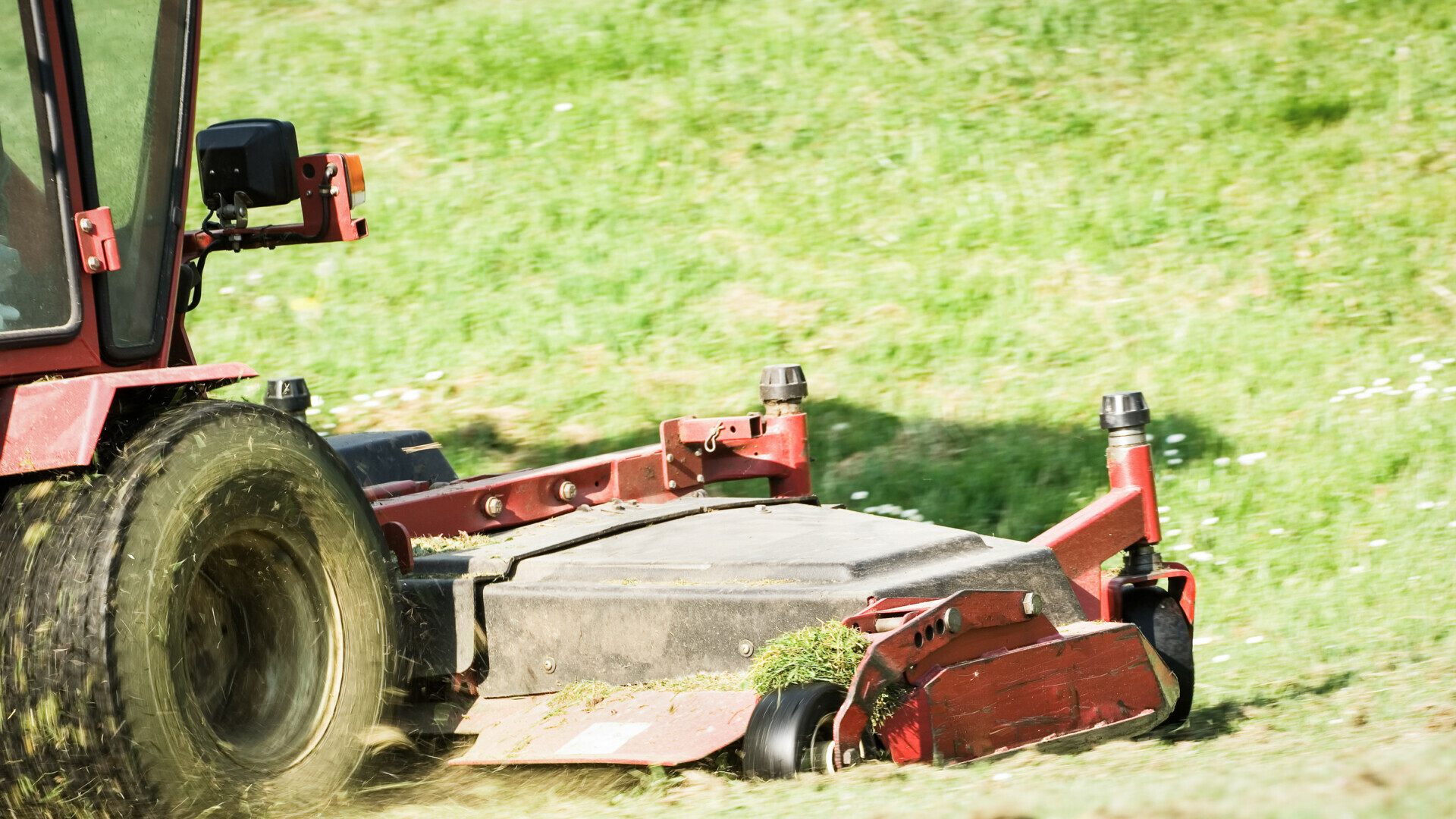U Tenji izgorio traktor vrijedan 30.000 eura, uzrok tehnički kvar — image 2
