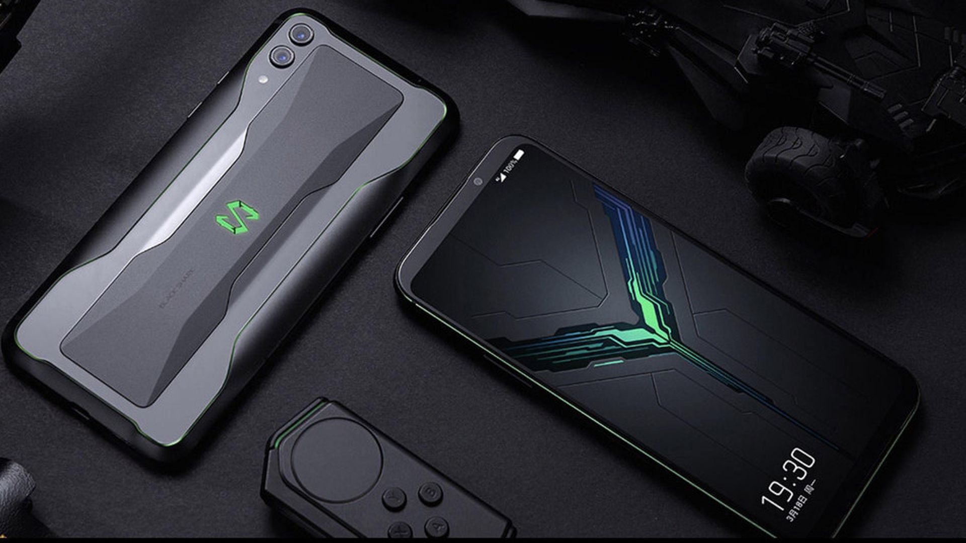 Смартфон xiaomi black. Xiaomi Black Shark 800x800. Xiaomi Black Shark 2 Pro LSD. Игровой смартфон Redmi 2021. Полный комплектация Xiaomi Blak Shark 2.