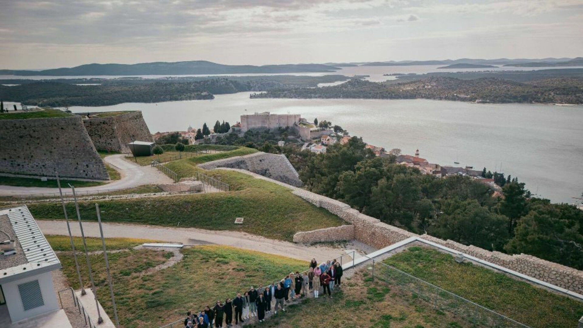 U Šibeniku se okupila snažna zajednica malih poduzetnika; glavne teme: važnost umjetne inteligencije i prihvaćanju grešaka u poslovanju