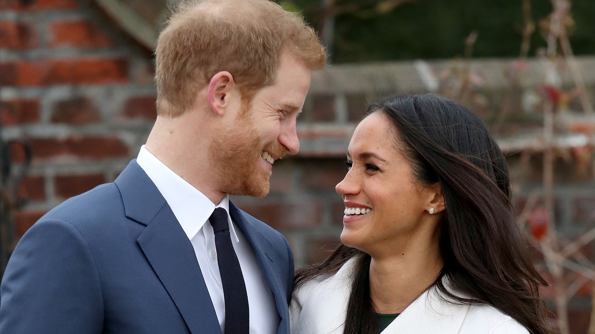 milyen évszak volt meghan markle randevúzz harry