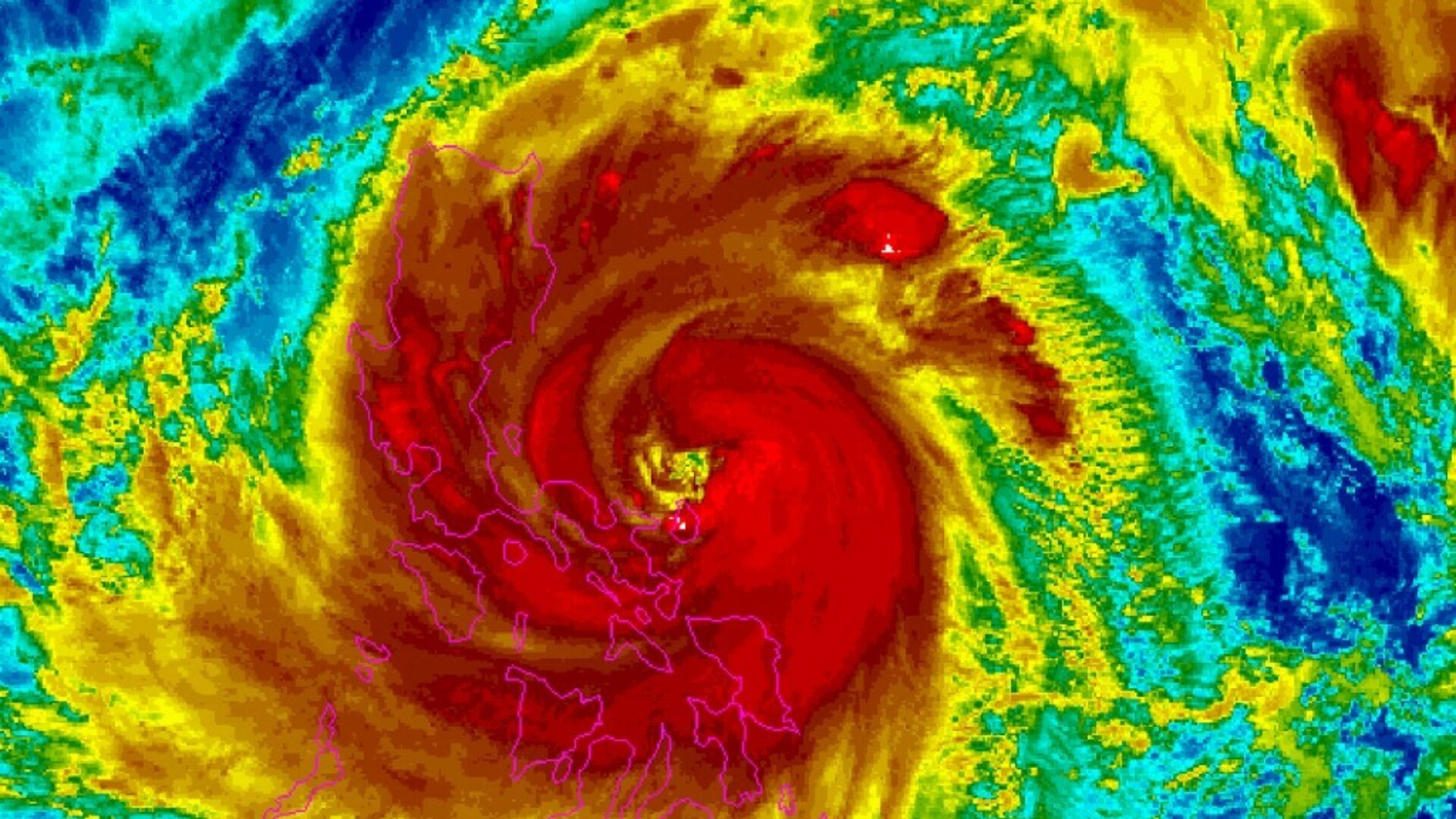 VIDEO Tajfun se pretvorio u supertajfun: Više od 100.000 ljudi evakuirano, spasioci idu od vrata do vrata