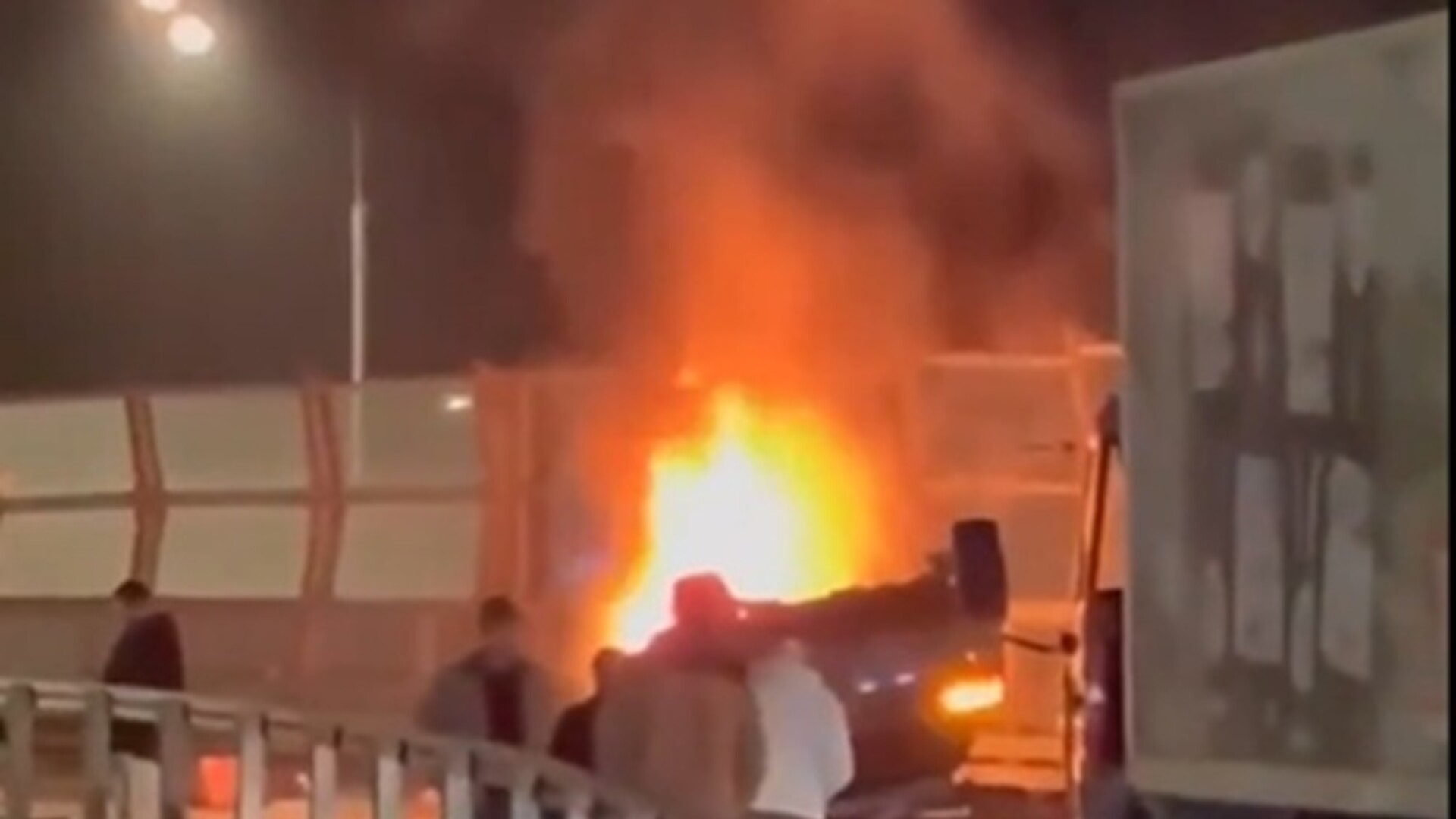 VIDEO Lamborghini završio na krovu i zapalio se: Poginuo ruski biznismen