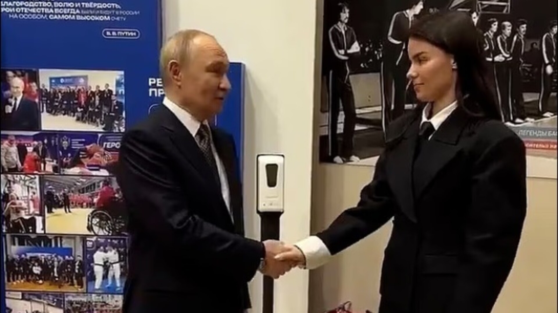 VIDEO Putinovo rukovanje s liječnicom pokrenulo lavinu komentara: "Pogledajte mu ruku, nešto nije u redu"