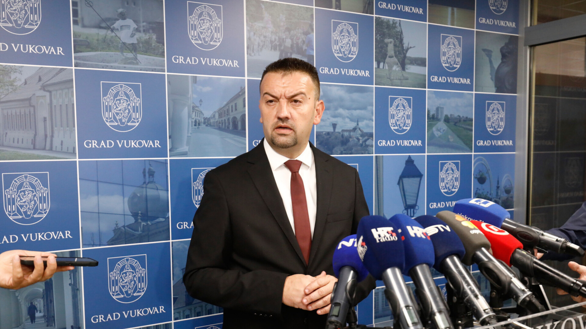 Na njegov zahtjev odgodili su izložbu "Srpkinja, heroina Velikog rata": "Ovo je razuman potez"