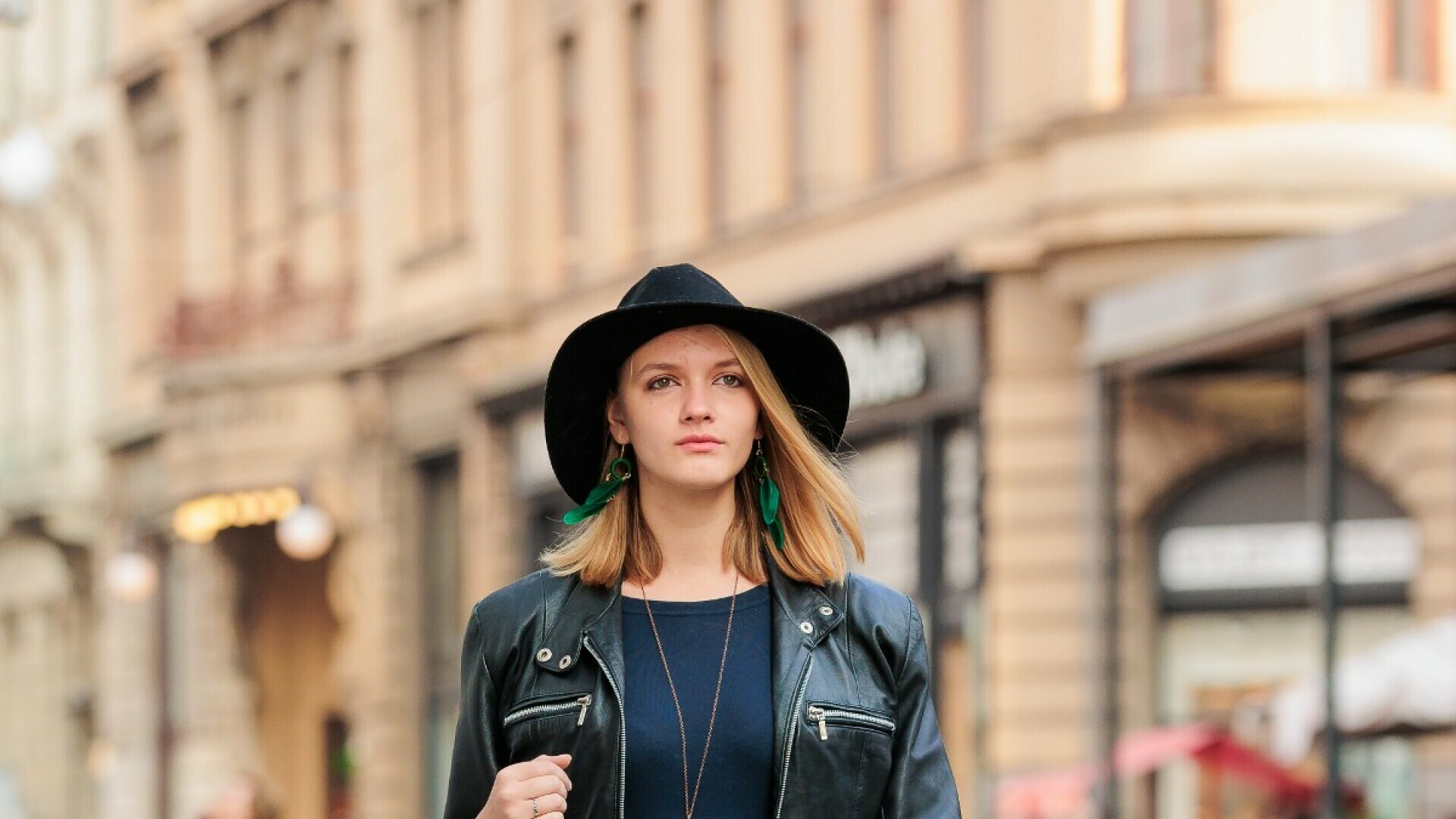 Zagrebački street style: Najpopularniji model gležnjača na ulicama ...