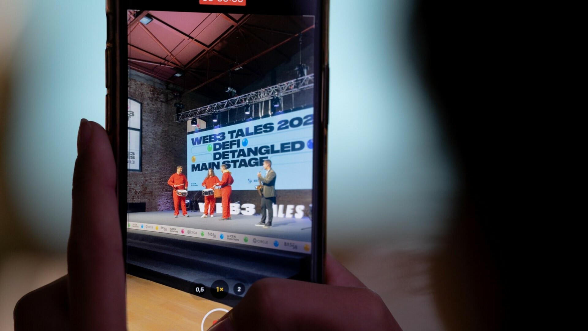 頤海國際‘：’上半年凈利潤3.09億元