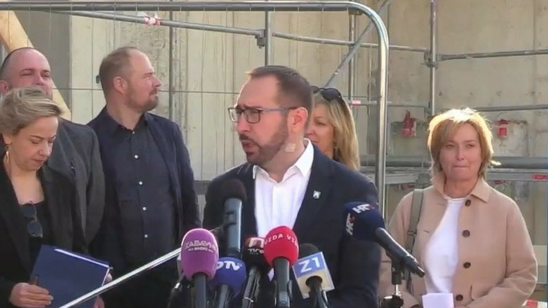 Tomašević pred novinarima: Na dnevnom redu gradske teme