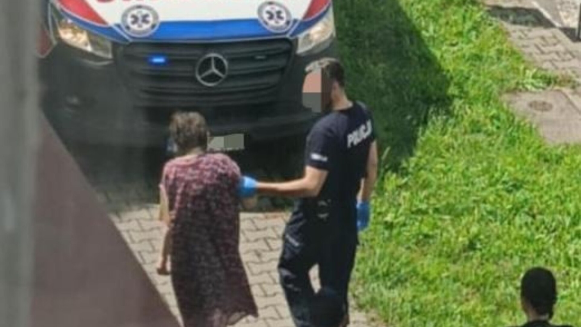 Skoro 30 godina laži! Susjedi su pozvali policiju zbog buke: Nitko nije bio spreman na ono što su pronašli