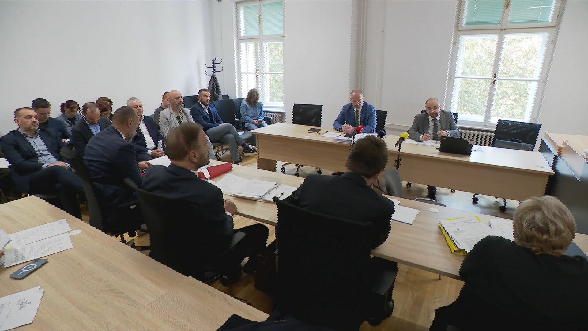 Počelo suđenje bivšim ministrima u aferi 'Po babi i stričevima': "Iskoristili položaj pa drugim osobama pribavili korist"