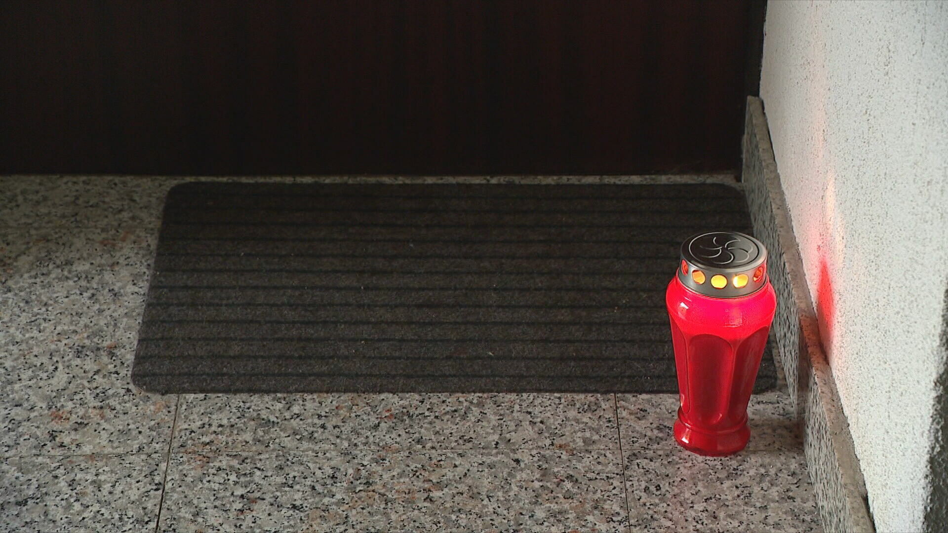 Tukli mushuklar eski porno video