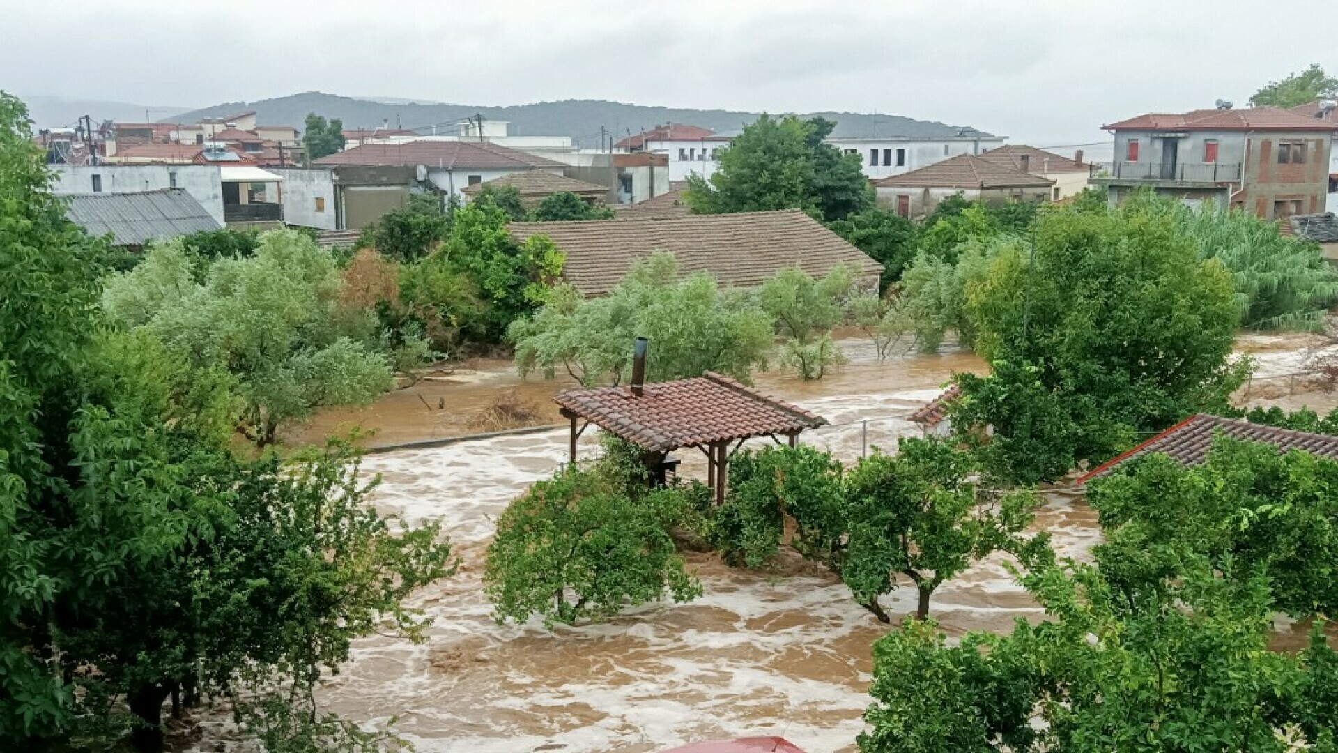 Video Razorna Oluja Daniel Stvorila Kaos U Grčkoj Kuće I Ulice Pod