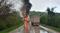Sudar kamiona i autobusa u Srbiji (Foto: Telegraf.rs)