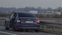 Automobil naletio na policiju - 3