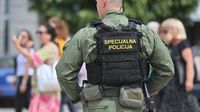 Prosvjedna šetnja dvjestotinjak pravosudnih djelatnika pored NSK-a - 5