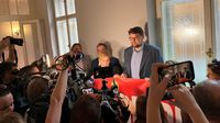 SDP-ovci su uoči okruglog stola DP-a i Udruge ''U ime obitelji'' razvili transparent - 3