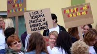 Prosvjed Preporoda zbog smanjenja plaća (Foto: Pixell)
