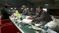Razvrstavanje smeća (Foto: Dnevnik.hr) - 1