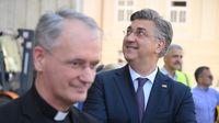 Premijer Andrej Plenković u obilasku gradilišta Zagrebačke katedrale - 7