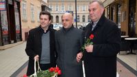 Gradonačelnik Požege darivao sugrađanke (Foto: Ivica Galovic/PIXSEL) - 4